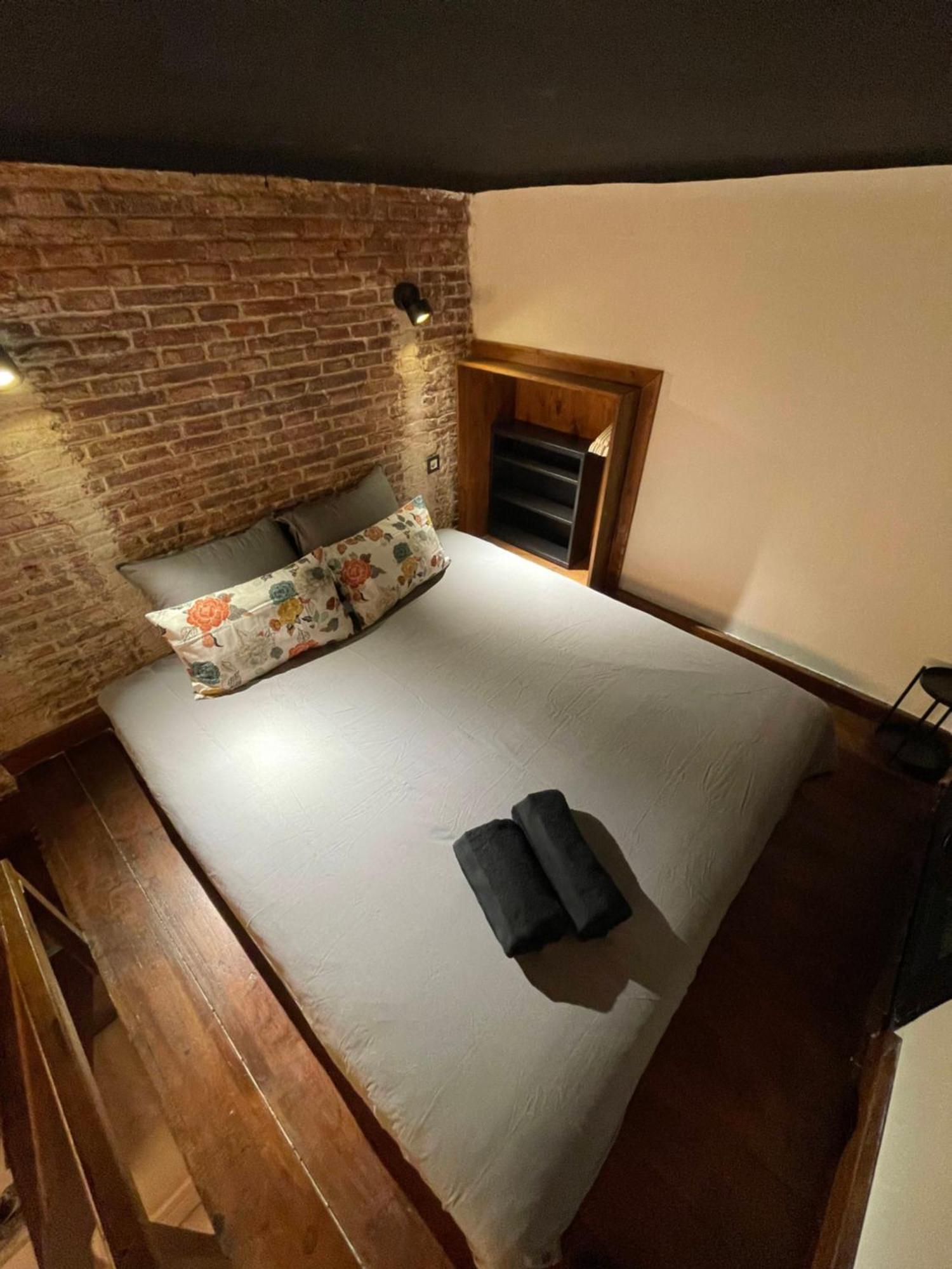 Apartamento Moderno En Edificio Historico Madrid Kültér fotó
